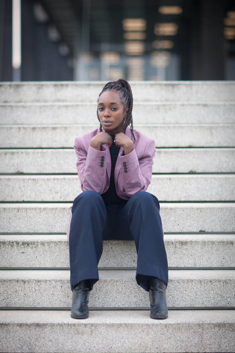 Schauspielerin Karmela Shacko , Schauspielerportrait