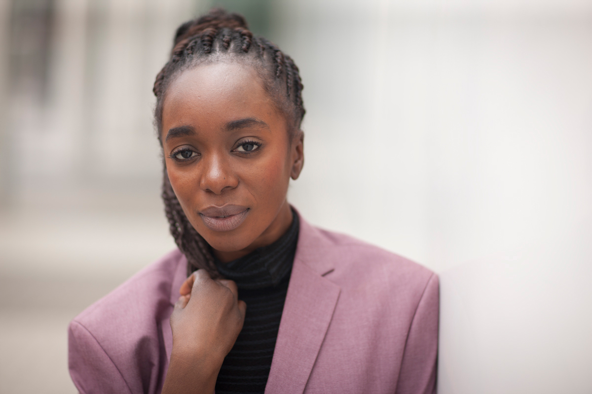 Schauspielerin Karmela Shacko , Schauspielerportrait